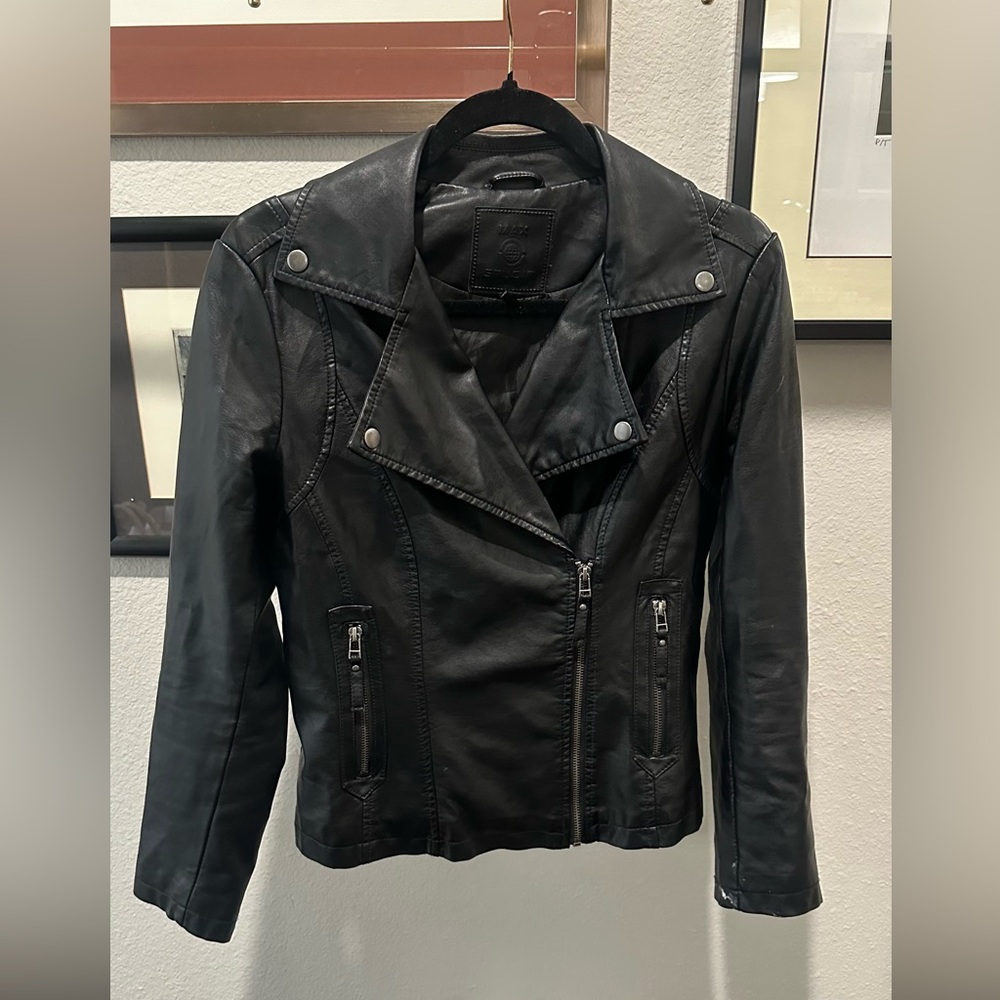 Max Studio Black Leather Jacket - image 2